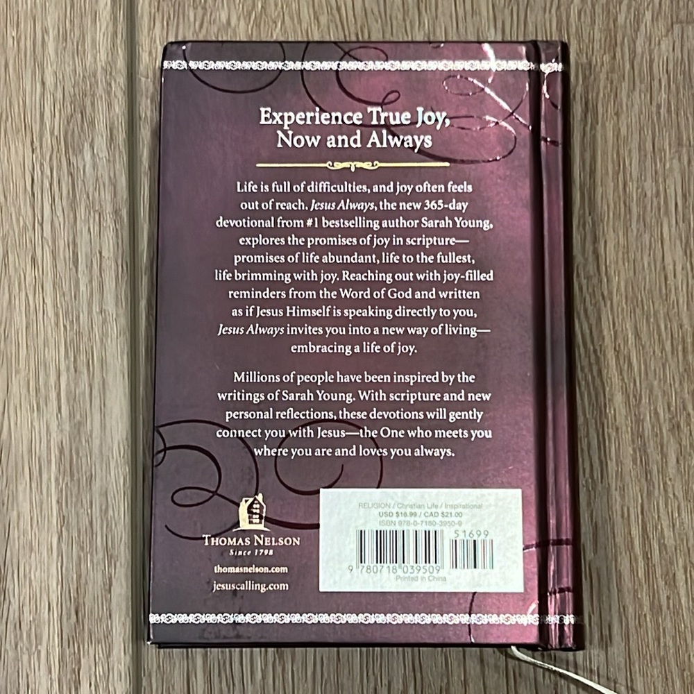 2 Daily Devotional Books: Beth Moore and Sarah Young - Picture 3 of 14